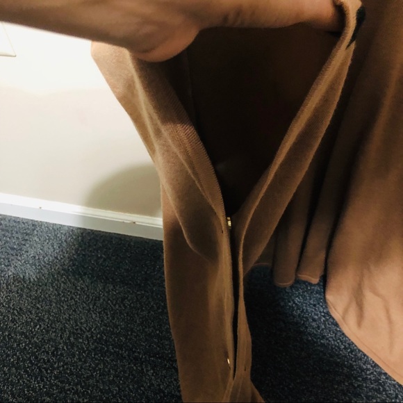 h&m poncho - Picture 7 of 7